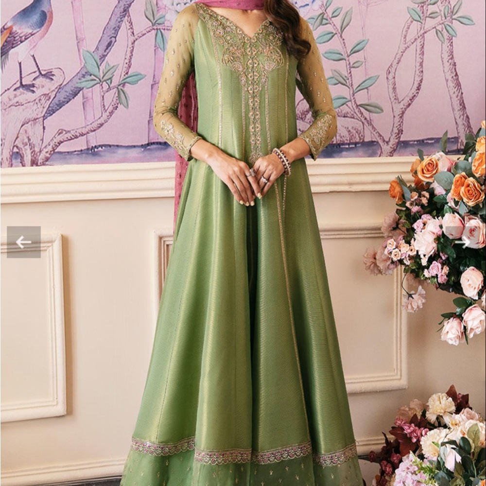 Chic Green Long Sleeve Lehenga with Embroidery
